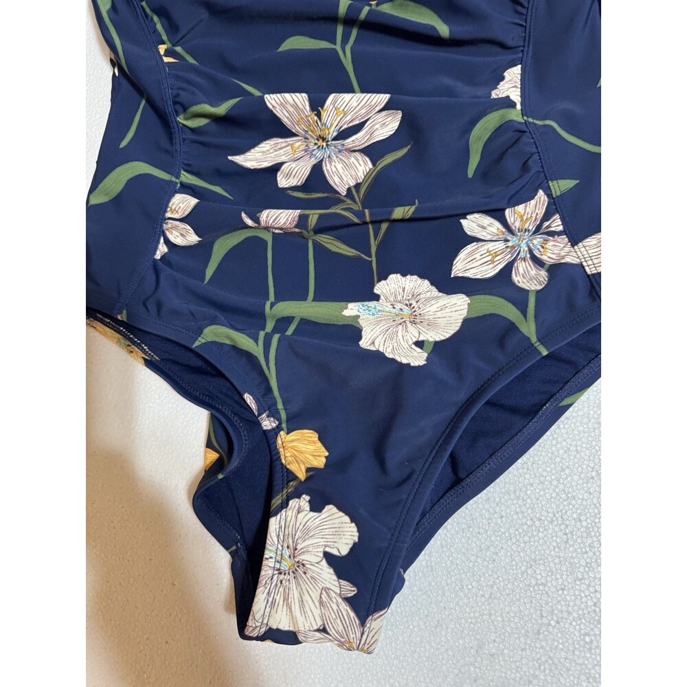Shade & Shore One Piece Swimsuit Size 14 NWT Full Seat Coverage - Picture 4 of 12